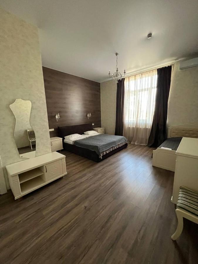 Hotel Borovik à Novosilki Extérieur photo