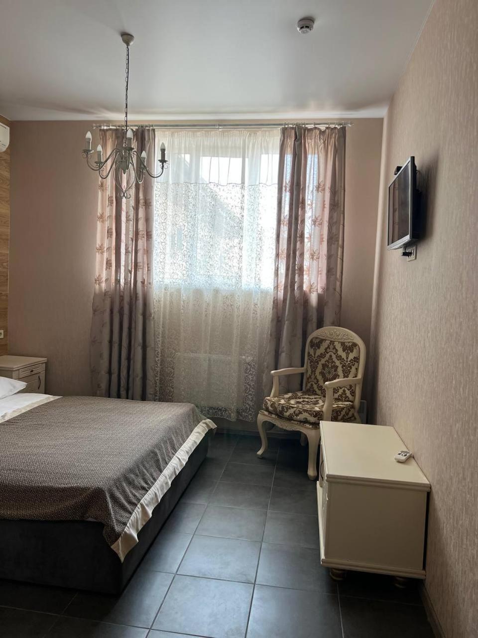 Hotel Borovik à Novosilki Extérieur photo